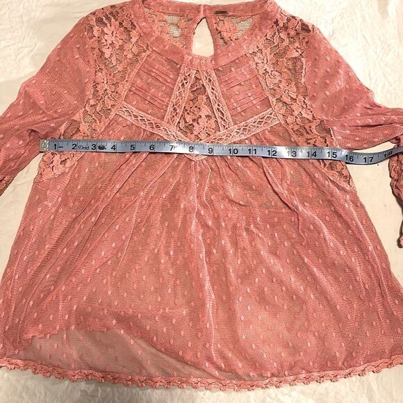 Free People Modern Romance Rose Pink Sheer Lace Top Boho Size XS - Picture 8 of 9